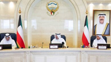 الحكومة الجديدة تعقد أول اجتماع برئاسة العبدالله
