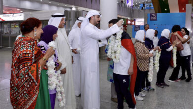 بعد مشاركته في البطولة الخليجية.. وفد نادي الطموح للإعاقات الذهنية للريشة الطائرة يعود ألى الكويت