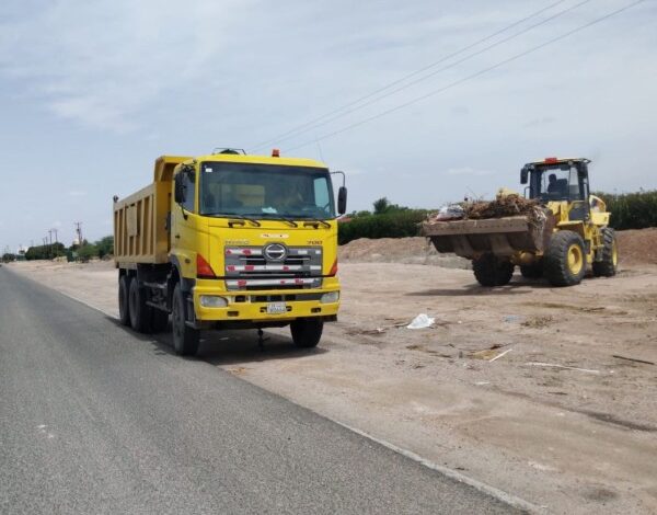 رفع 32 دربا من الانقاض في العبدلي