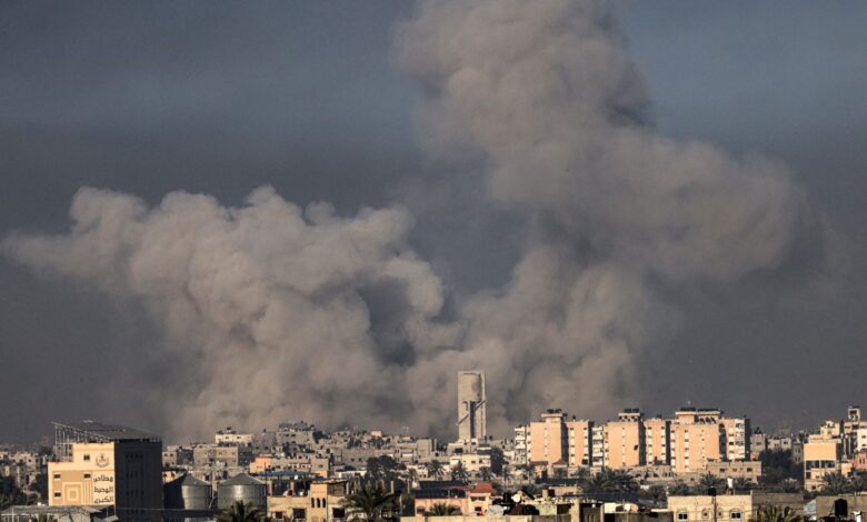 استشهاد 17 فلسطينيا جراء استمرار عدوان الاحتلال الاسرائيلي على قطاع غزة