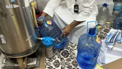 وزارة التجارة والصناعة تكشف عن مخزن يبيع ماء زمزم المزيف في منطقة حولي