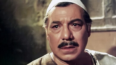 "وحش الشاشة" فريد شوقي.. وجه إنساني خلف أدوار الشر