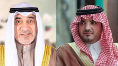 وزير الداخلية يتلقى اتصالا من نظيره السعودي أطلعه خلاله على مستجدات «العثور على جثة مواطنة»