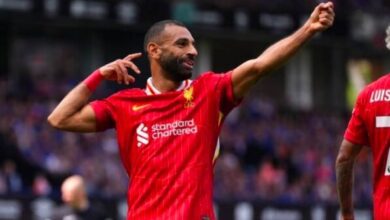 بالفيديو: محمد صلاح يشعل الأجواء في البريميرليج: احتفاله بالهدف يثير ضجة واسعة!