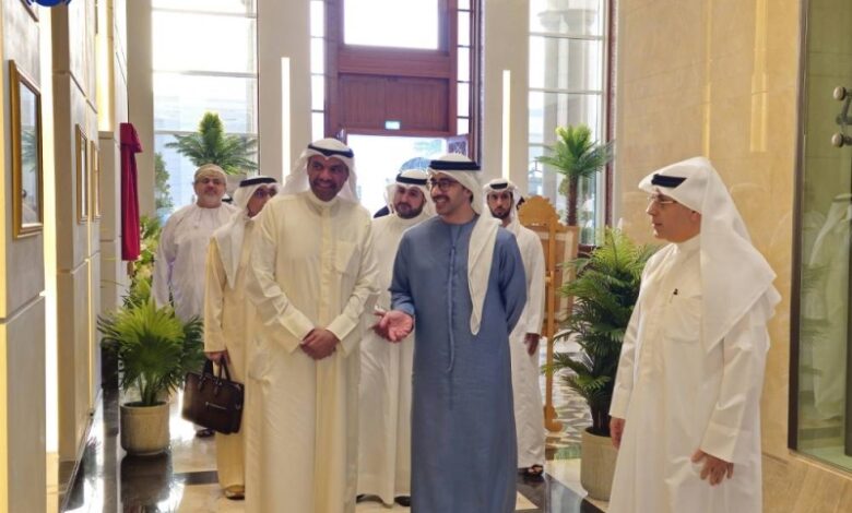 ترند العالم سفير الكويت في أبوظبي يشيد بعمق العلاقات الثنائية ويبرز أهمية افتتاح المقر الجديد للسفارة سفير الكويت في أبوظبي يشيد بعمق العلاقات الثنائية ويبرز أهمية افتتاح المقر الجديد للسفارة