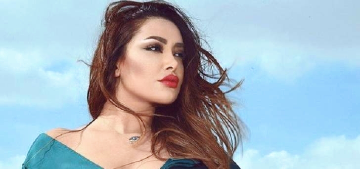 تعرف على كاميليا وارد الفنانة الجزائرية التي أشعلت صحراء دبي؟