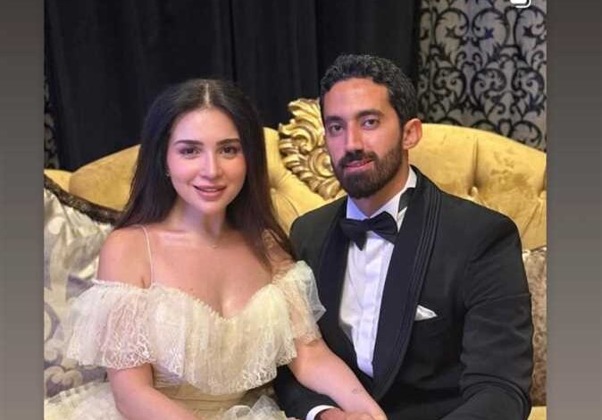 كم عمر أحمد تيمور زوج مي عز الدين؟ تعرف على فرق العمر بينهما