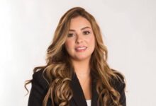 ترند العالم سبب اعتقال سكينة بنجلون في المغرب: قضية طلاق تتحول إلى ملف قضائي!! سبب اعتقال سكينة بنجلون في المغرب: قضية طلاق تتحول إلى ملف قضائي!!