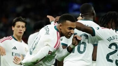 ترند العالم ريال مدريد يهزم إشبيلية 4-1.. مبابي يتألق قبل مواجهة الكلاسيكو ريال مدريد يهزم إشبيلية 4-1.. مبابي يتألق قبل مواجهة الكلاسيكو